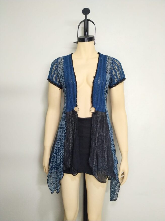 Blusa encaje cobalto negro brillos S - Imagen 4