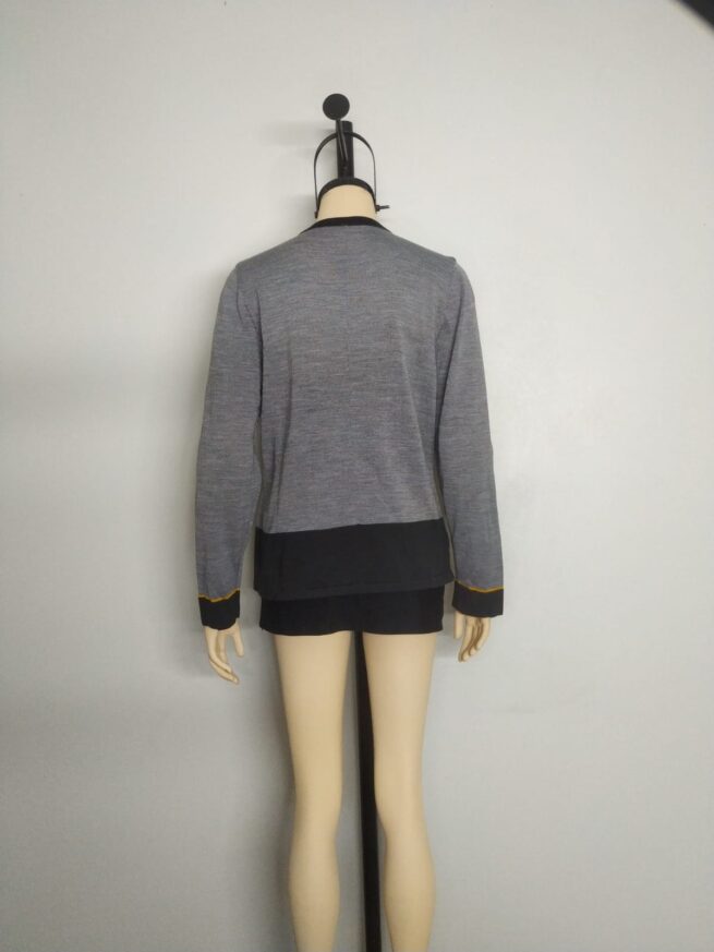 Chompa gris lineas mostaza M - Imagen 2