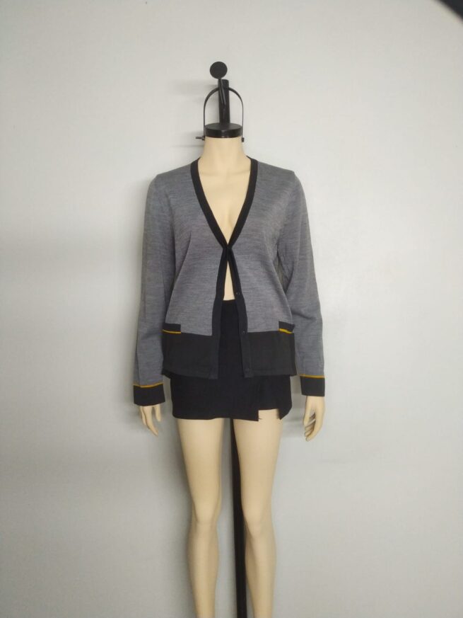 Chompa gris lineas mostaza M - Imagen 4