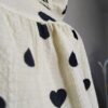 Blusa crema corazones ML - Imagen 5