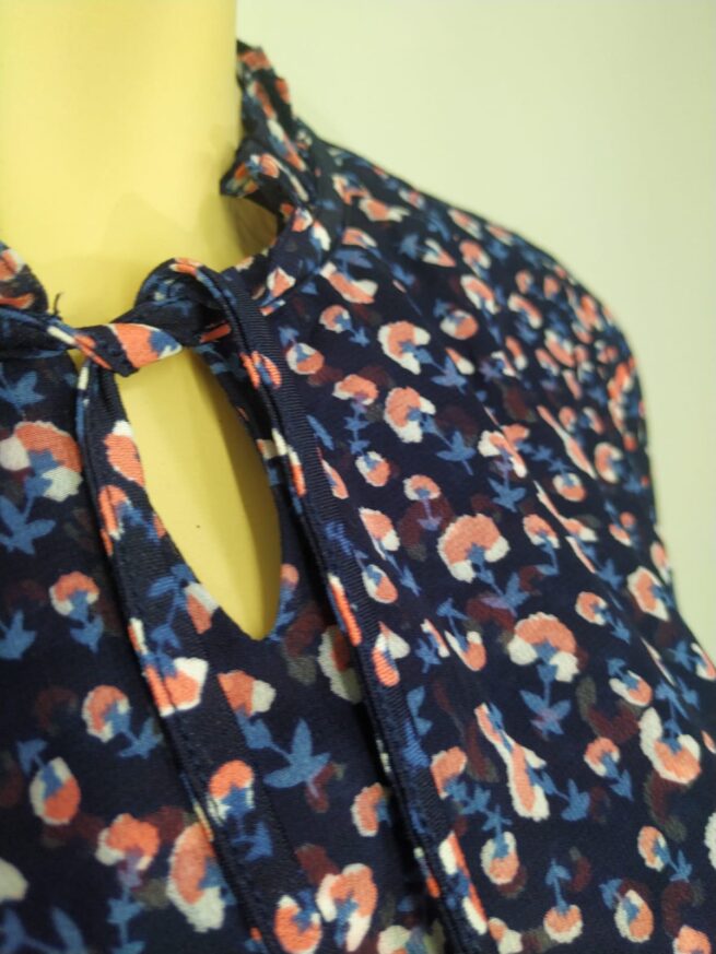 Blusa azul licrado M - Imagen 4