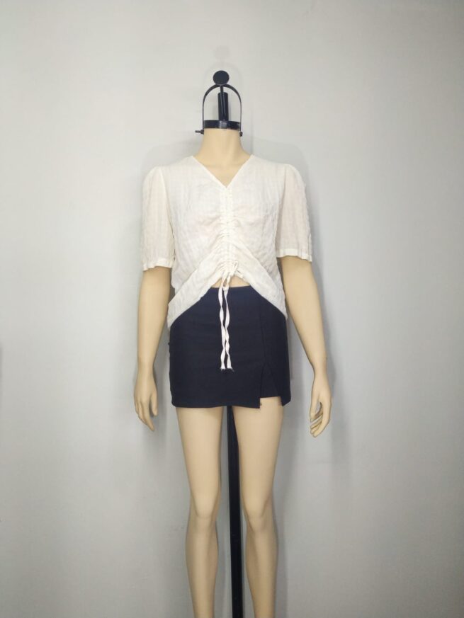 Blusa crema corrugado M