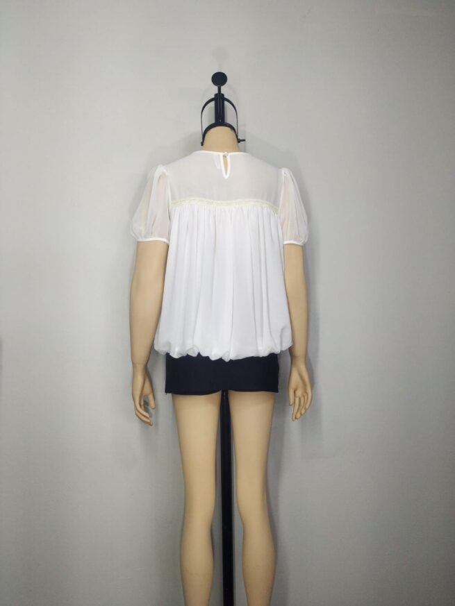Blusa blanca M - Imagen 2