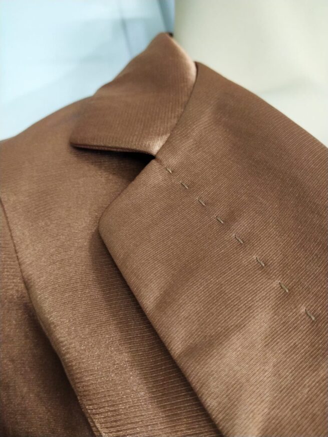 Blazer camel tipo satín S - Imagen 4