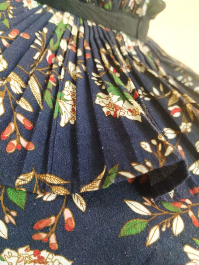 Blusa azul floreada M - Imagen 4