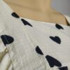 Blusa crema corazones ML - Imagen 4