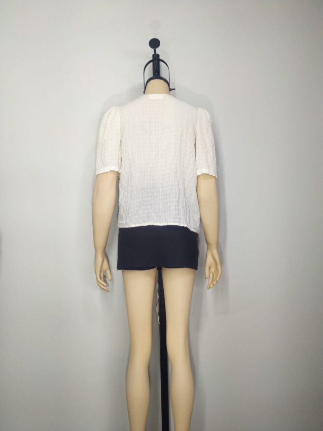 Blusa crema corrugado M - Imagen 2
