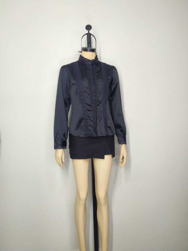 Blusa negra satín SM - Imagen 2