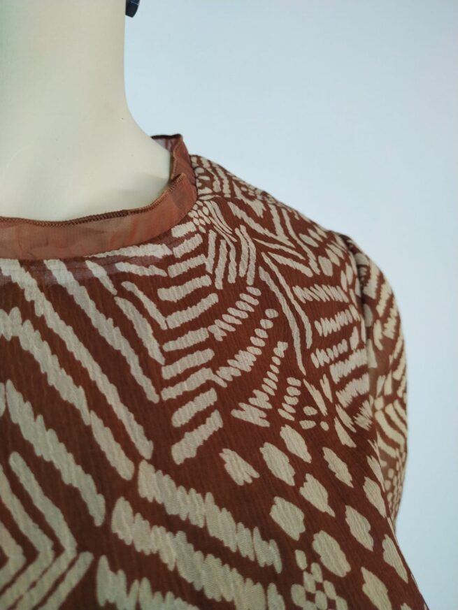 Blusa marrón M - Imagen 4