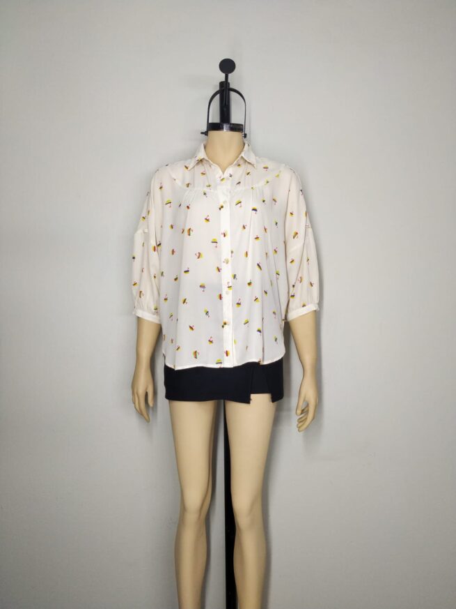 Blusa crema manga murciélago L - Imagen 3