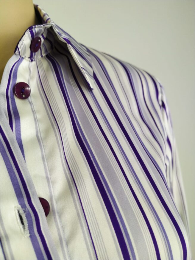 Blusa morada satín rayas ML - Imagen 4