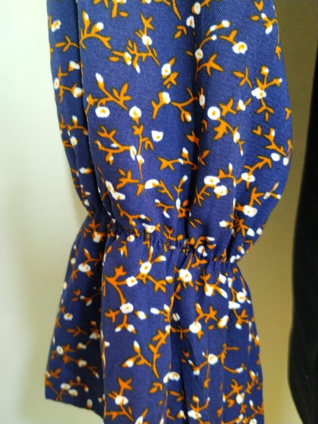 Blusa azul floreado ML - Imagen 5