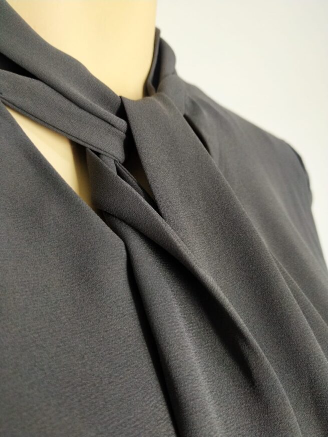 Blusa gris ML - Imagen 3