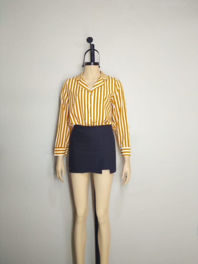 Blusa mostaza rayas M