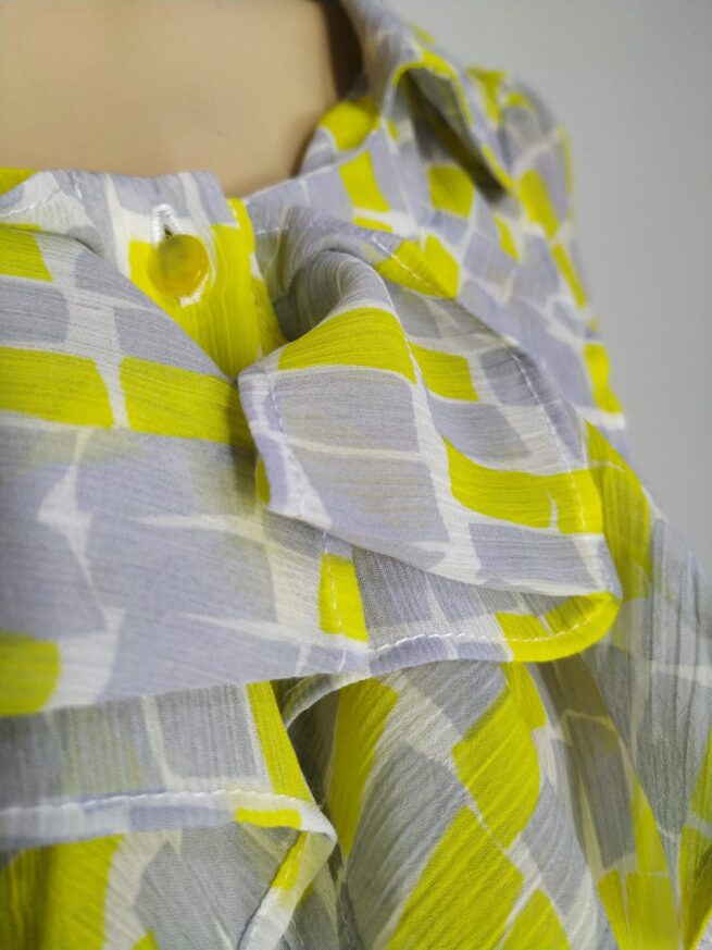 Blusa gris y verde limón ML - Imagen 4