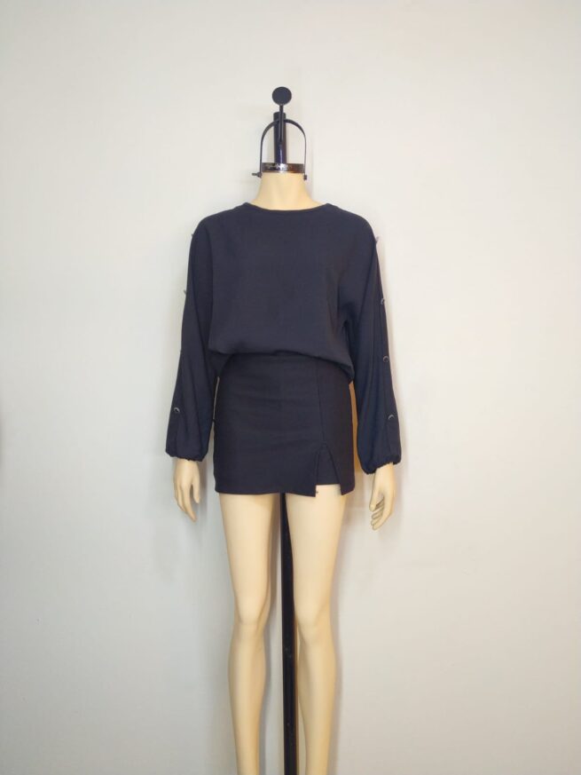 Blusa negra botones M