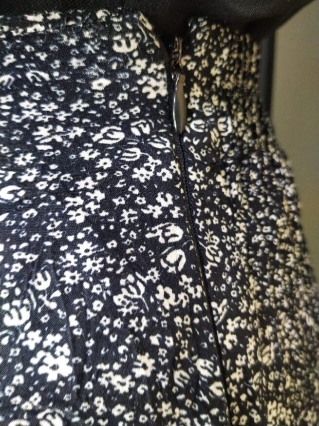 Falda negro blanco S - Imagen 3