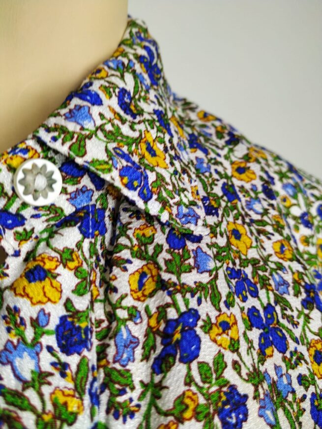 Blusa floreada L - Imagen 4