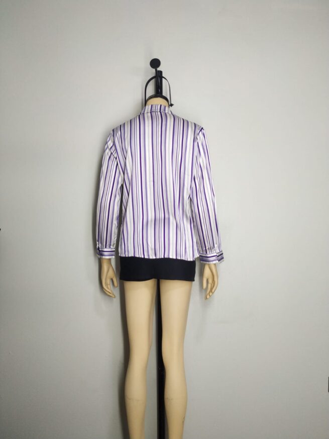 Blusa morada satín rayas ML - Imagen 2