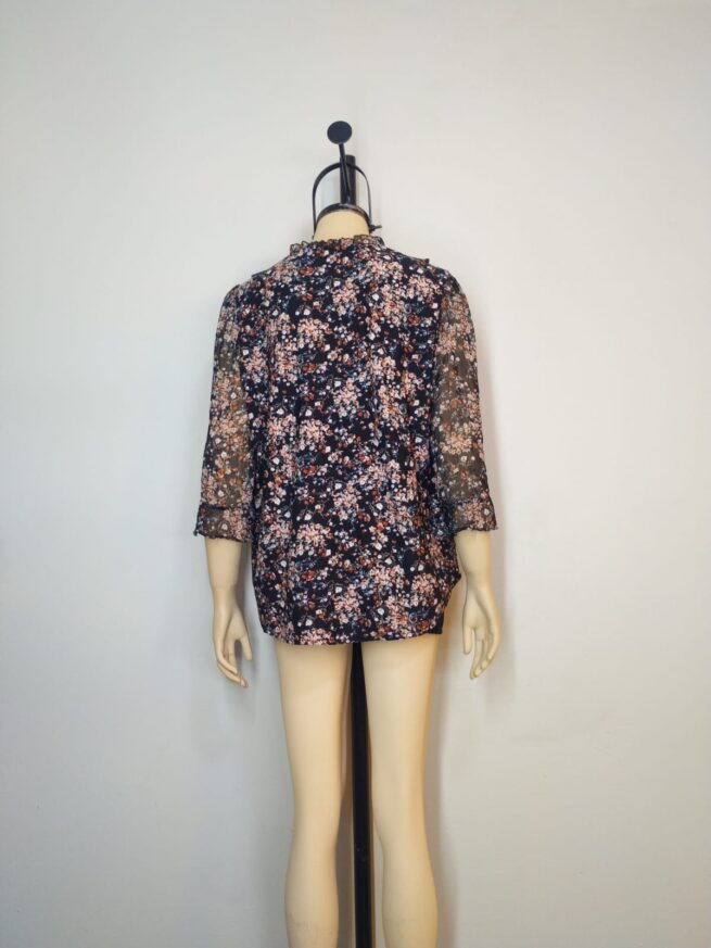 Blusa gasa y algodón negro floreado L - Imagen 2