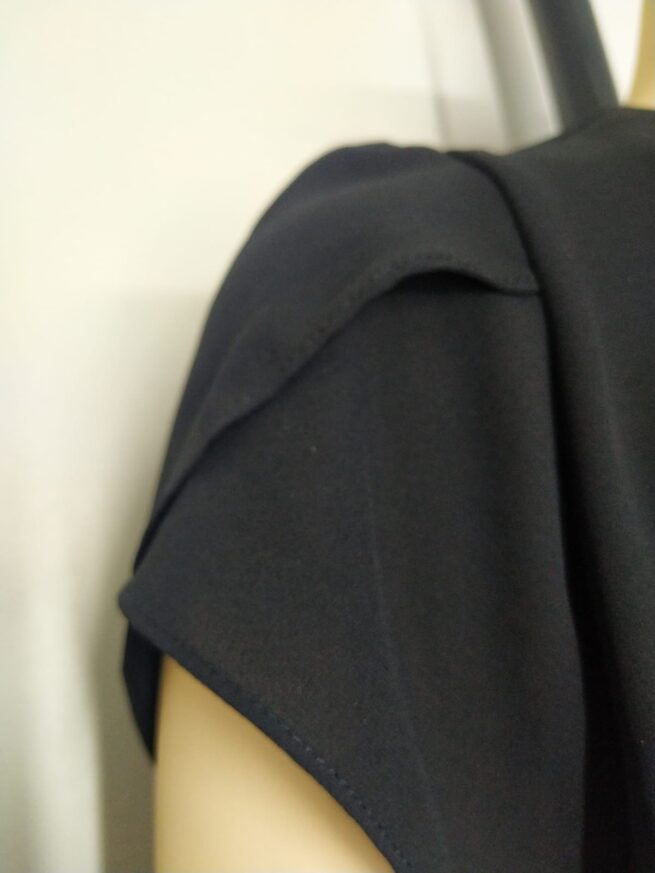 Blusa negra  M - Imagen 5