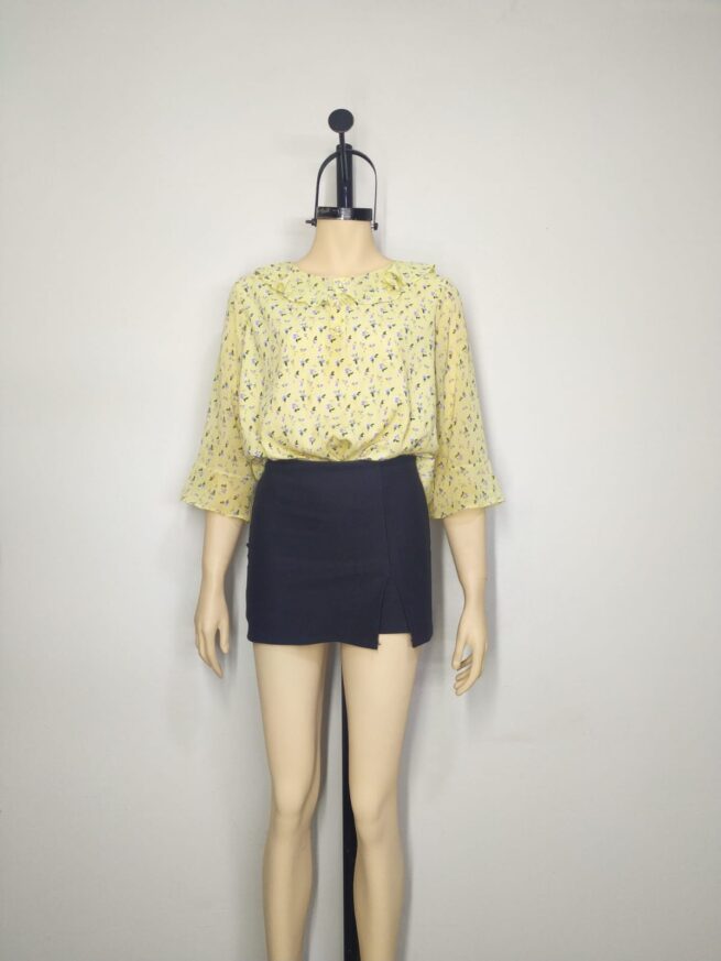 Blusa amarilla L