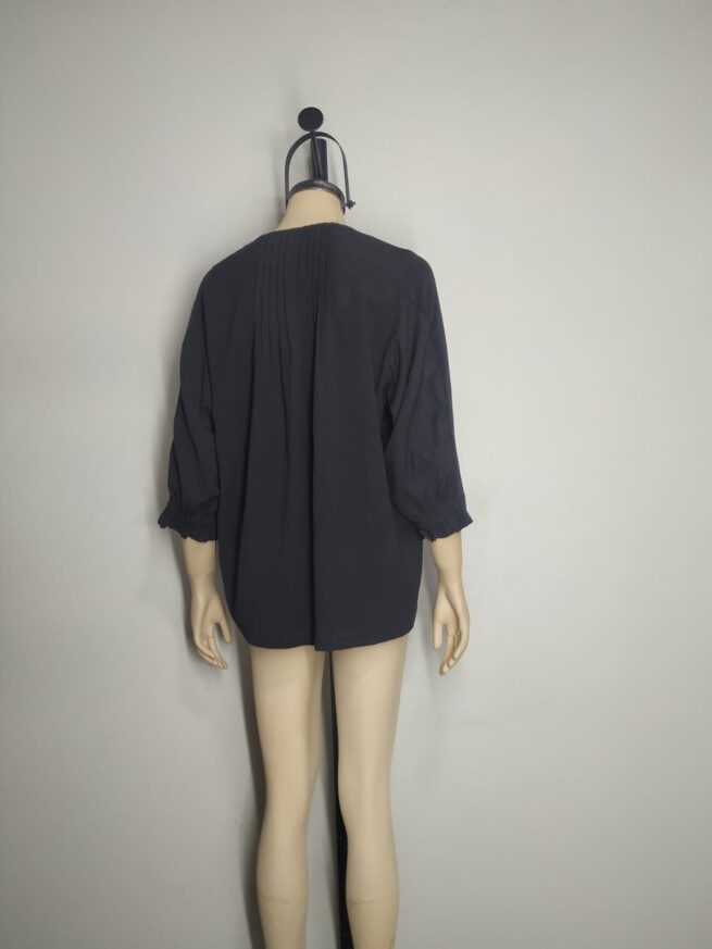 Blusa licrado negro XL - Imagen 2