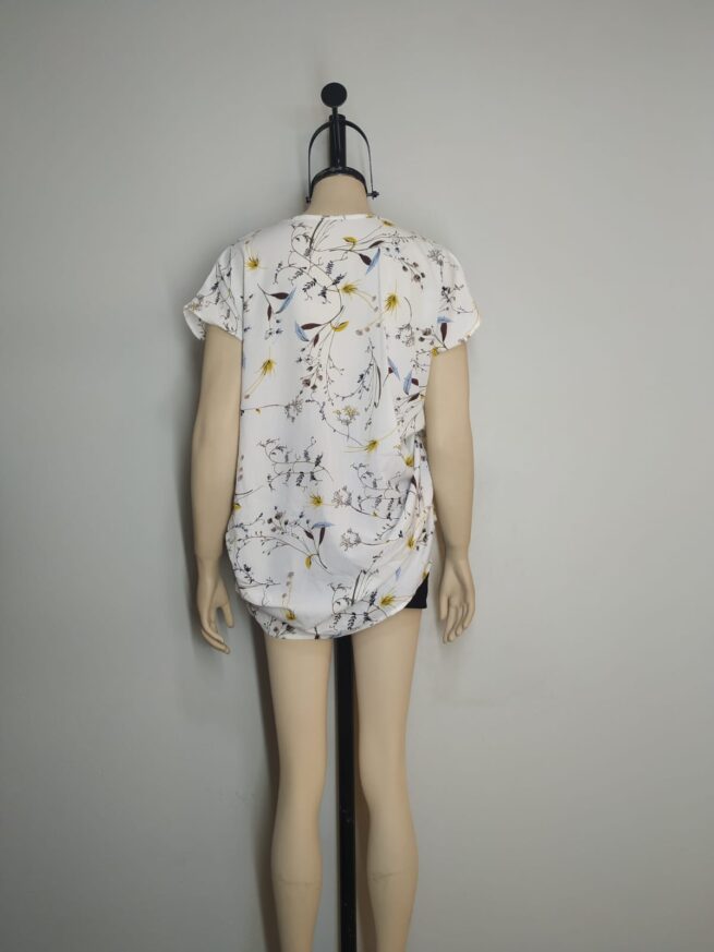 Blusa crema L - Imagen 2