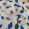 Blusa blanca diseño hojas M - Imagen 6