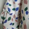 Blusa blanca diseño hojas M - Imagen 5