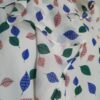 Blusa blanca diseño hojas M - Imagen 4