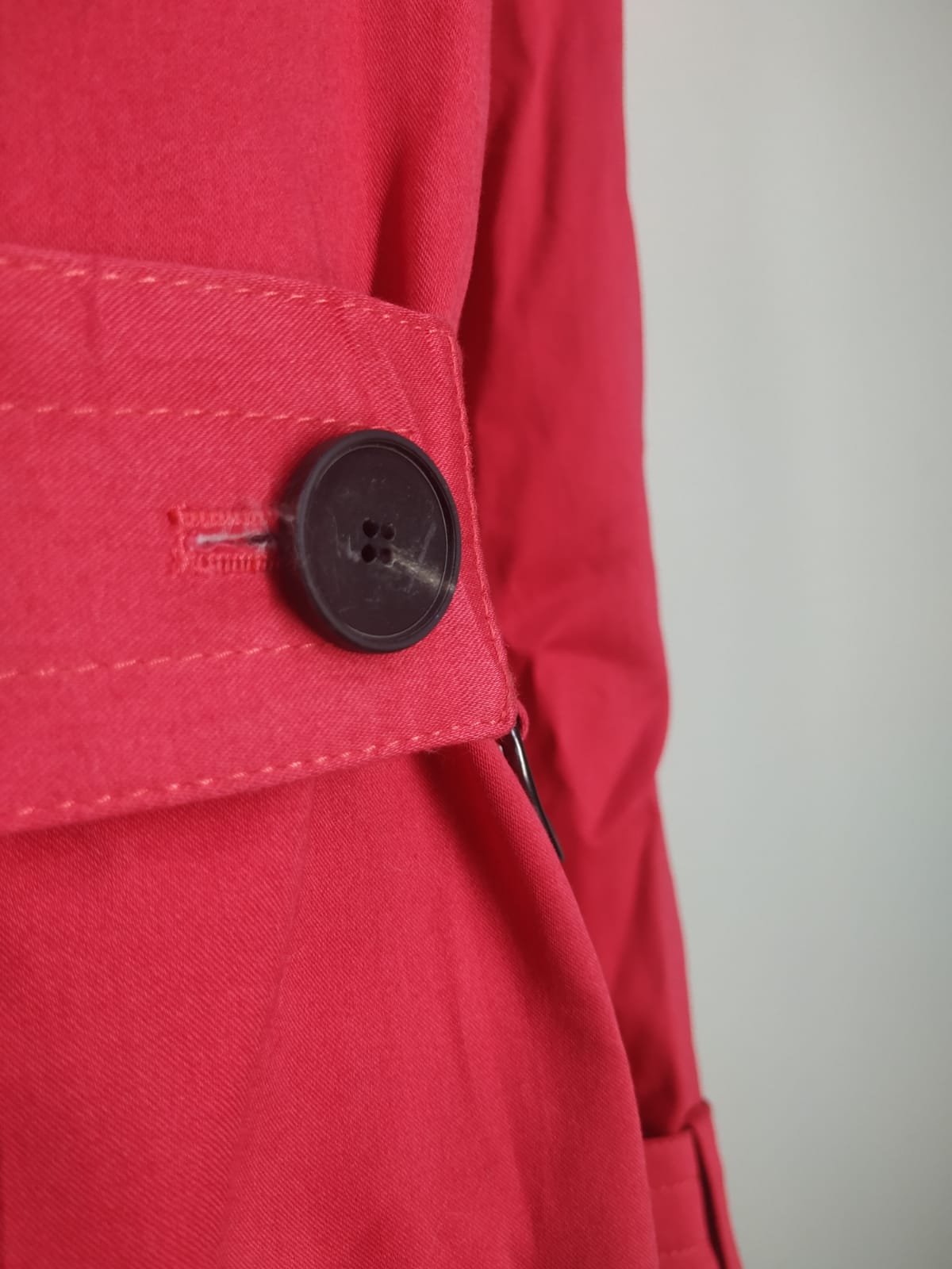 Gabardina roja S - Imagen 4