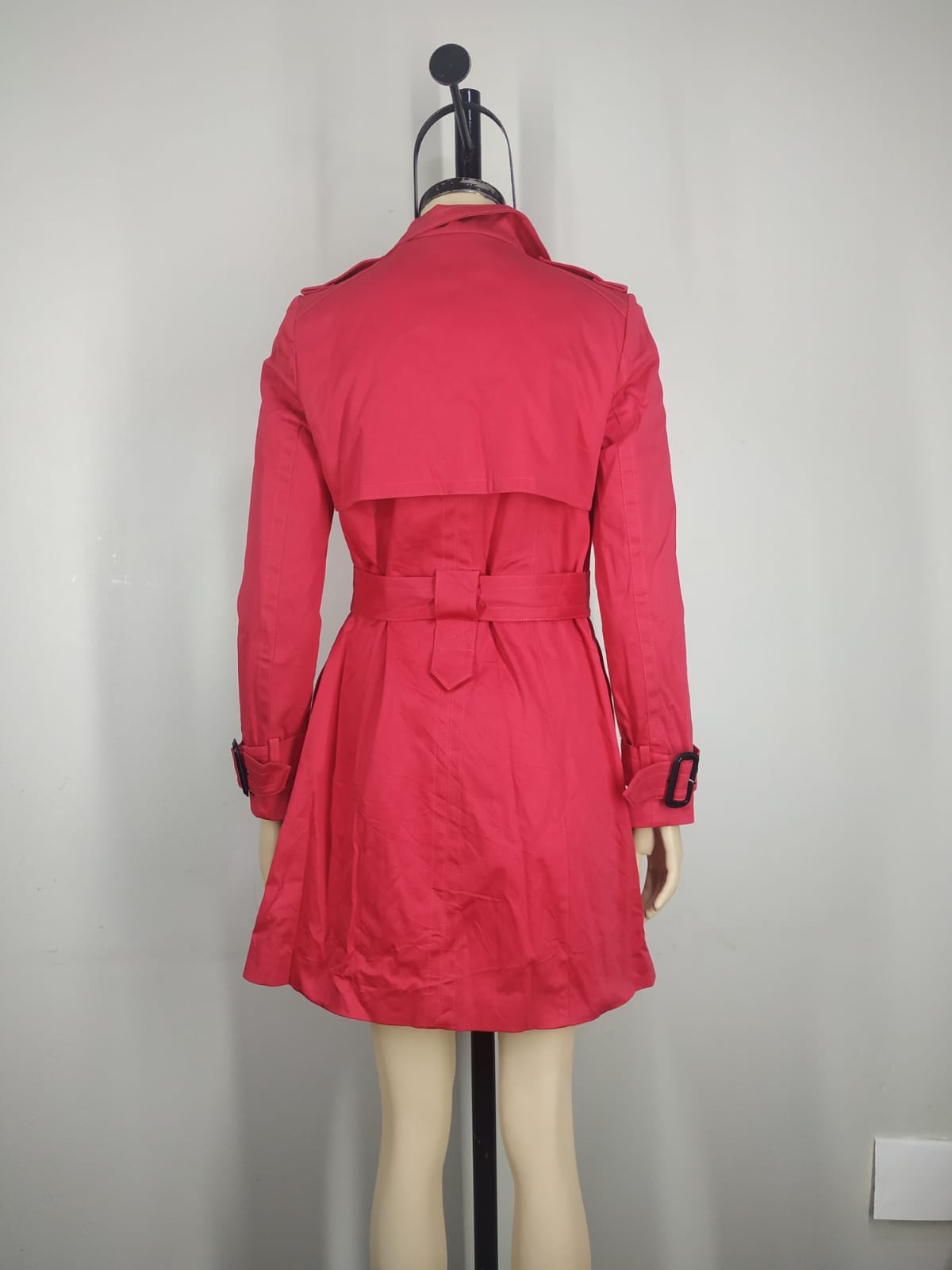 Gabardina roja S - Imagen 2